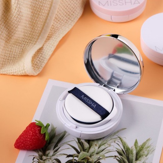 Phấn nước Missha M Magic Cushion SPF50+ PA+++ màu trắng che phủ hoàn hảo