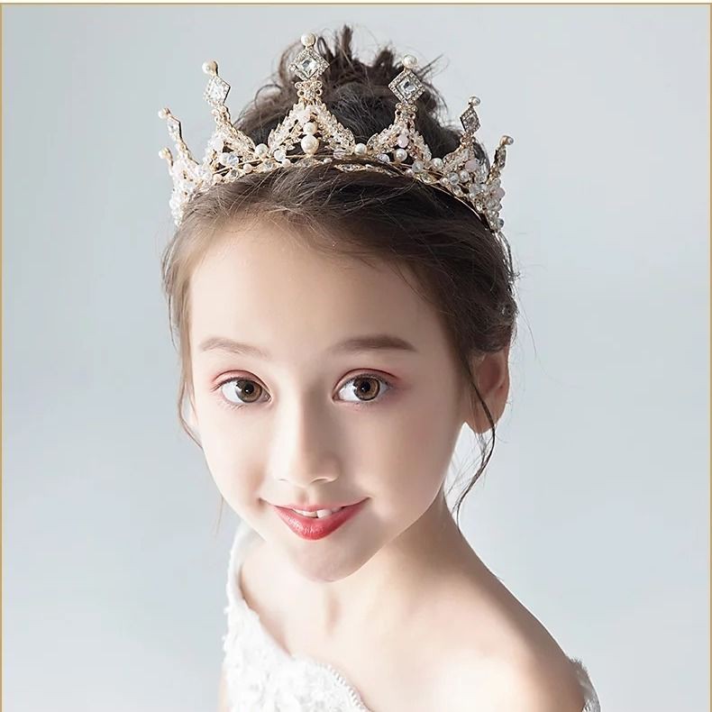 Vương miện công chúa xinh xắn cho bé gái