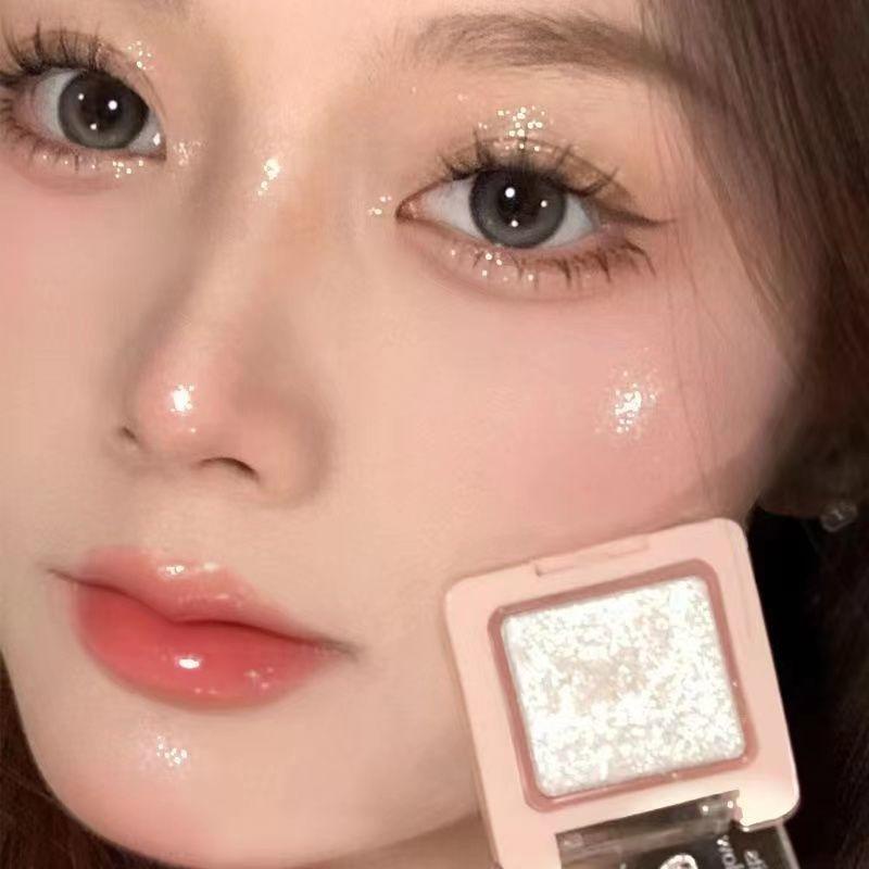 Bảng Phấn Mắt 9 Màu Kim Tuyến Lấp Lánh Lâu Trôi Chống Thấm Nước