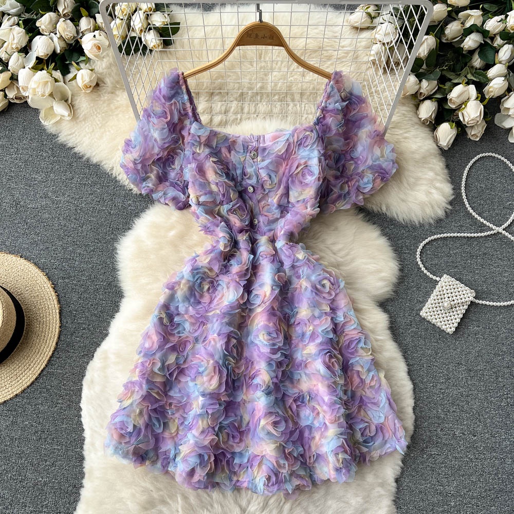 Đầm tay ngắn cổ vuông màu tím có size họa tiết hoa 2 lớp