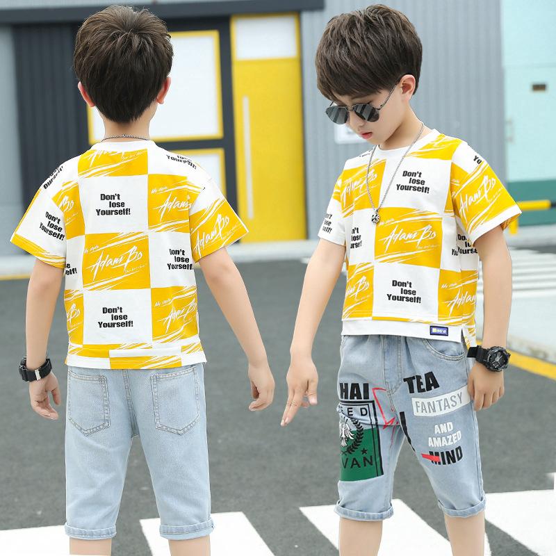 Set áo thun + Quần jeans cho bé trai