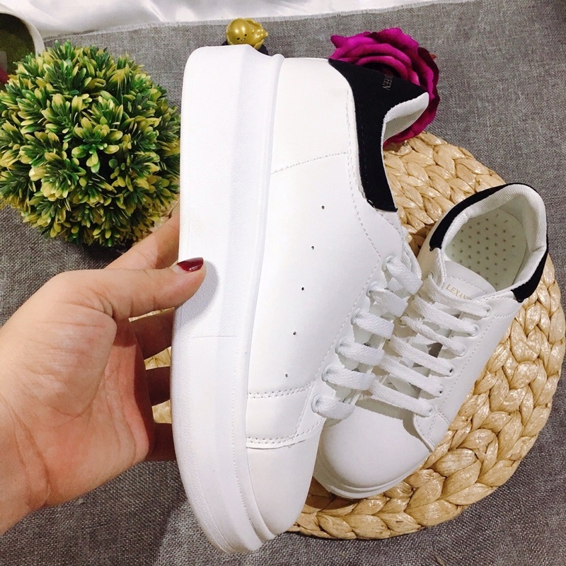 Giày sneaker nữ MQ gót đen trơn đơn giản đế 2p cưc năng động