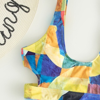 Bikini phối màu trẻ trung