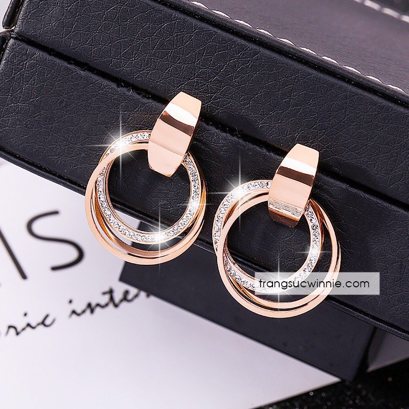 Hoa tai nữ titan 3 vòng