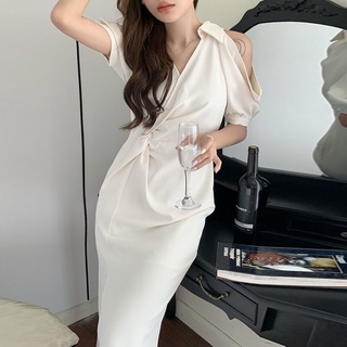 [ORDER] Đầm chic cổ V sơ mi xoắn eo dáng suông dài khoét tay hai màu trắng đen Hàn Quốc