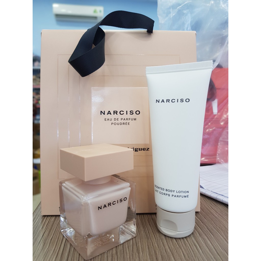 Nước hoa Narciso Rodriguez Narciso Poudree edp 90ml (tặng kèm lotion cùng loại)- hàng xách tay chính hãng