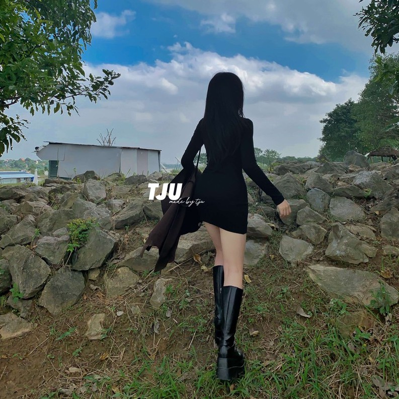 Váy body dài tay trên gối trơn trắng đen, Đầm body dài tay dáng ngắn ulzzang, Hàn Quốc, thiết kế T-Ju (váy catchy) | BigBuy360 - bigbuy360.vn