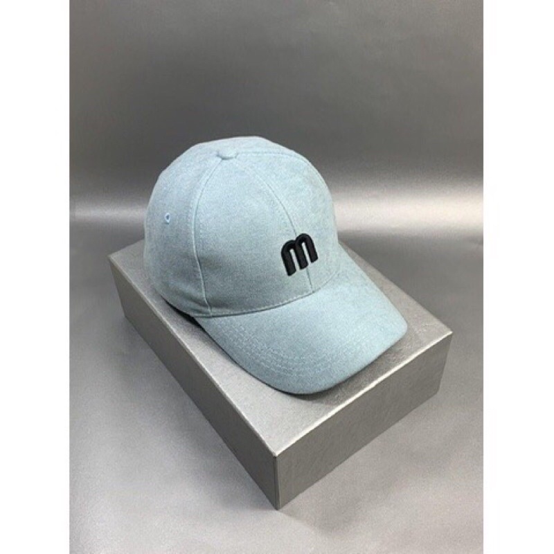 NÓN KẾT -MŨ LƯỠI TRAI IN THÊU CHỮ M CỰC HOTTREND PHONG CÁCH UNISEX HÀNG CHUẨN NHƯ HÌNH
