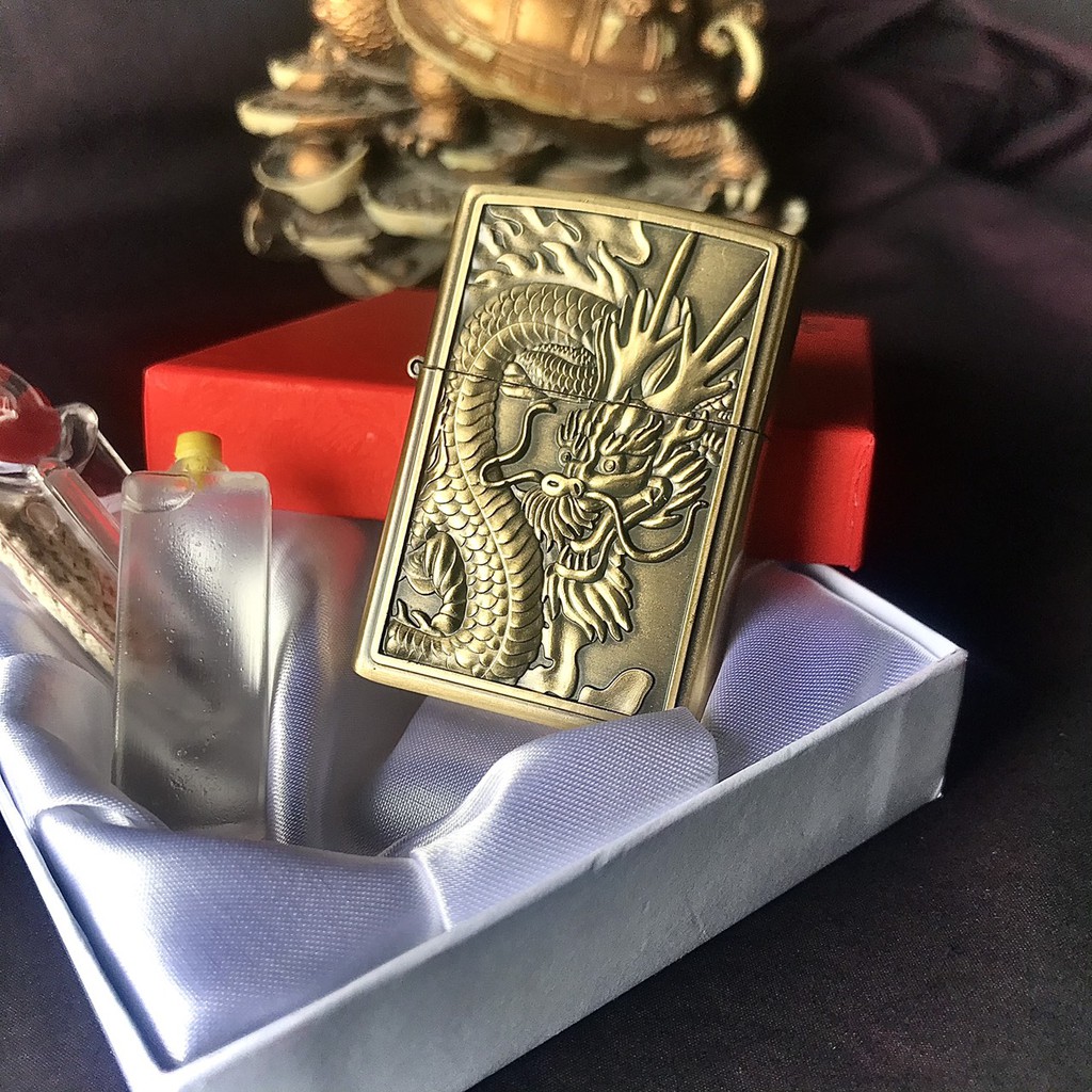 Vỏ Bật Lửa Zippo khắc Quan công