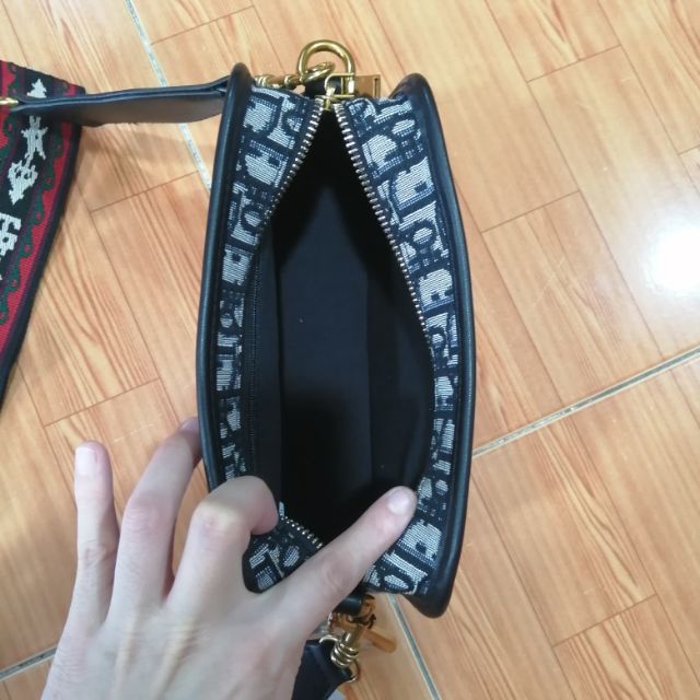 Túi hàng quảng châu