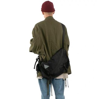 Túi chéo techwear
