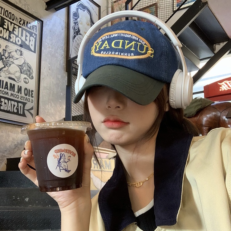 Mũ MG STUDIO thêu chữ &quot;Sunday&quot;