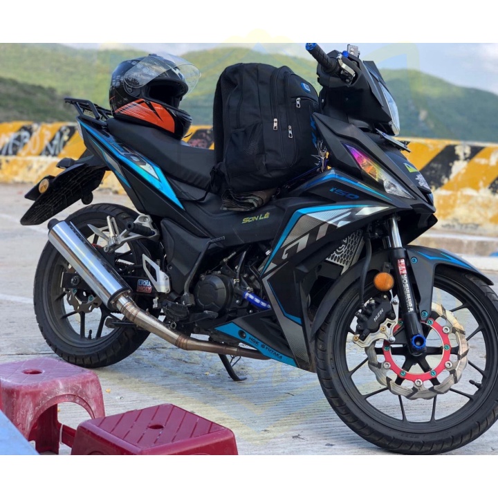 ( Quí khách vui lòng mang ra tiệm cho thợ dán ) Tem winner 150 GTR xanh đen chất liệu CROM