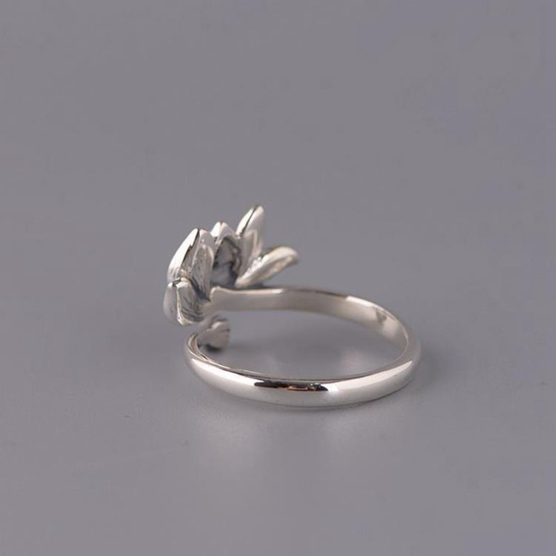 Nhẫn Đeo Tay Kim Loại Tạo Hình Hoa Sen Vintage Cho Nữ