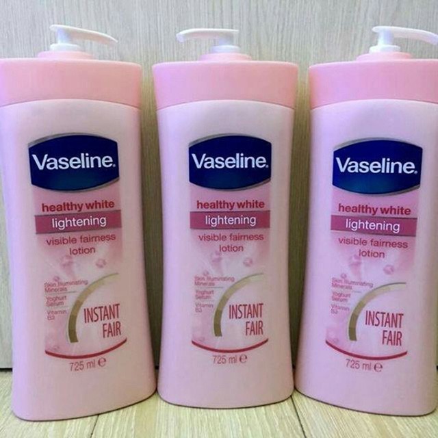 Sữa dưỡng thể Vaseline Chai 725ml