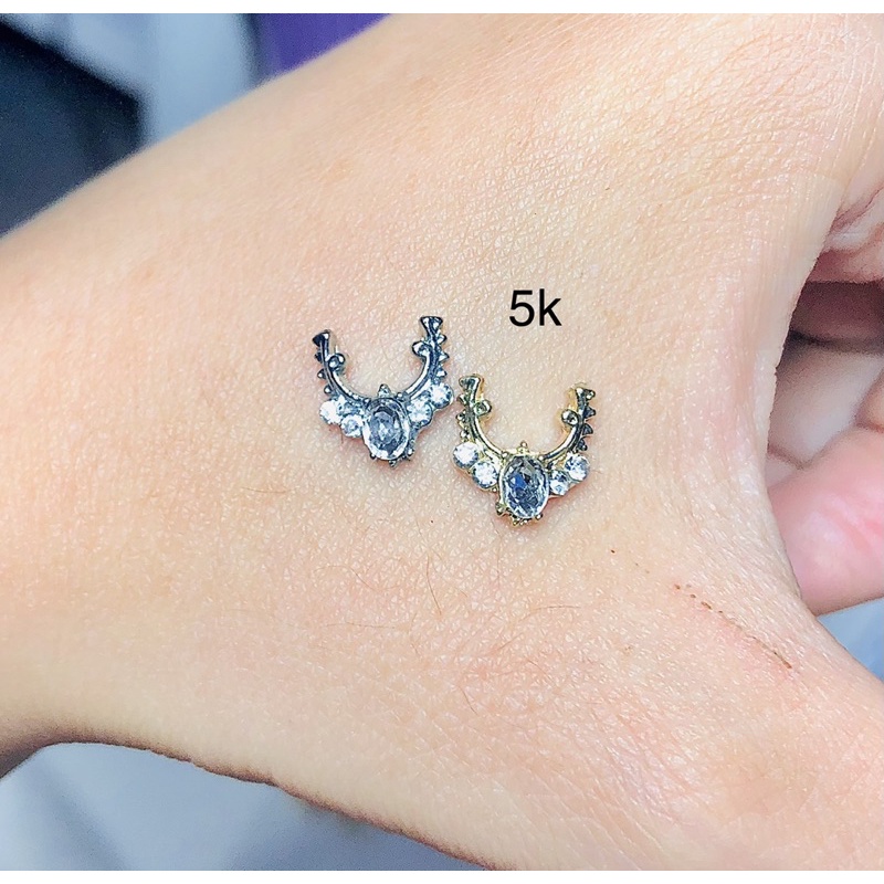 Đá hình đính móng