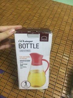 Bình rót dầu lock & lock