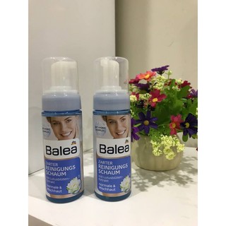 Sữa rửa mặt dạng bọt Balea