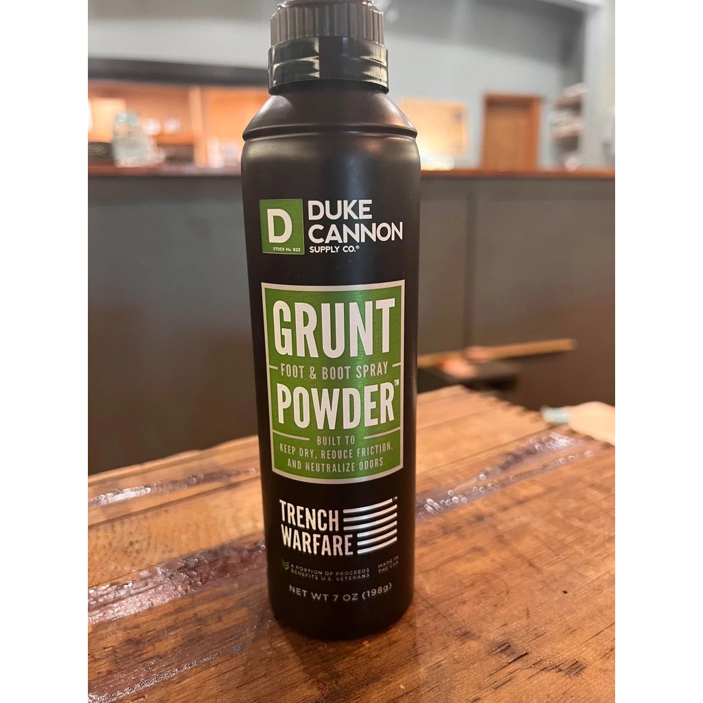 Xịt khử mùi hôi chân và giày Duke Cannon Trench Warfare Grunt Foot &amp; Boot Powder Spray - Hàng Chính Hãng