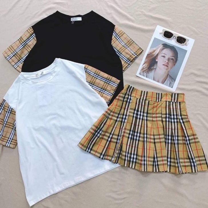 Set Bộ Nữ Áo Phông Cộc Tay Kèm Chân Váy Phối Kẻ Sọc 2 Màu Siêu Xinh