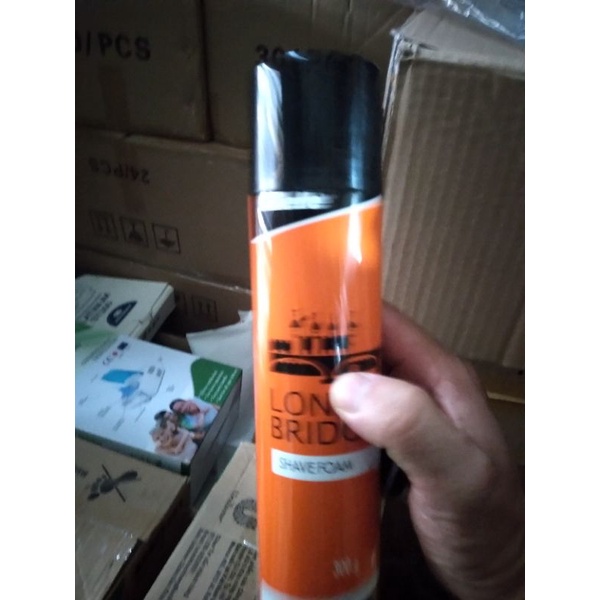 Bọt cạo râu familiar và Gillette 300g