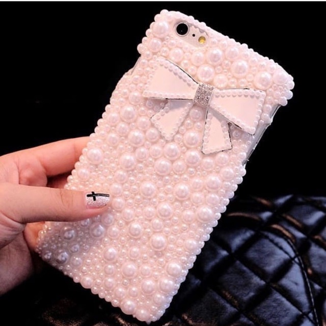 ỐP DẺO HANDMADE ĐÍNH ĐÁ NƠ TRẮNG