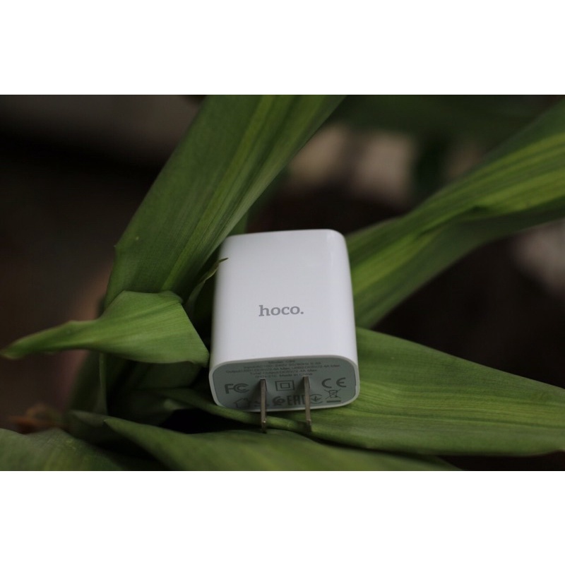Bộ sạc Hoco 2USB có led báo dòng sạc bảo hành 12 tháng