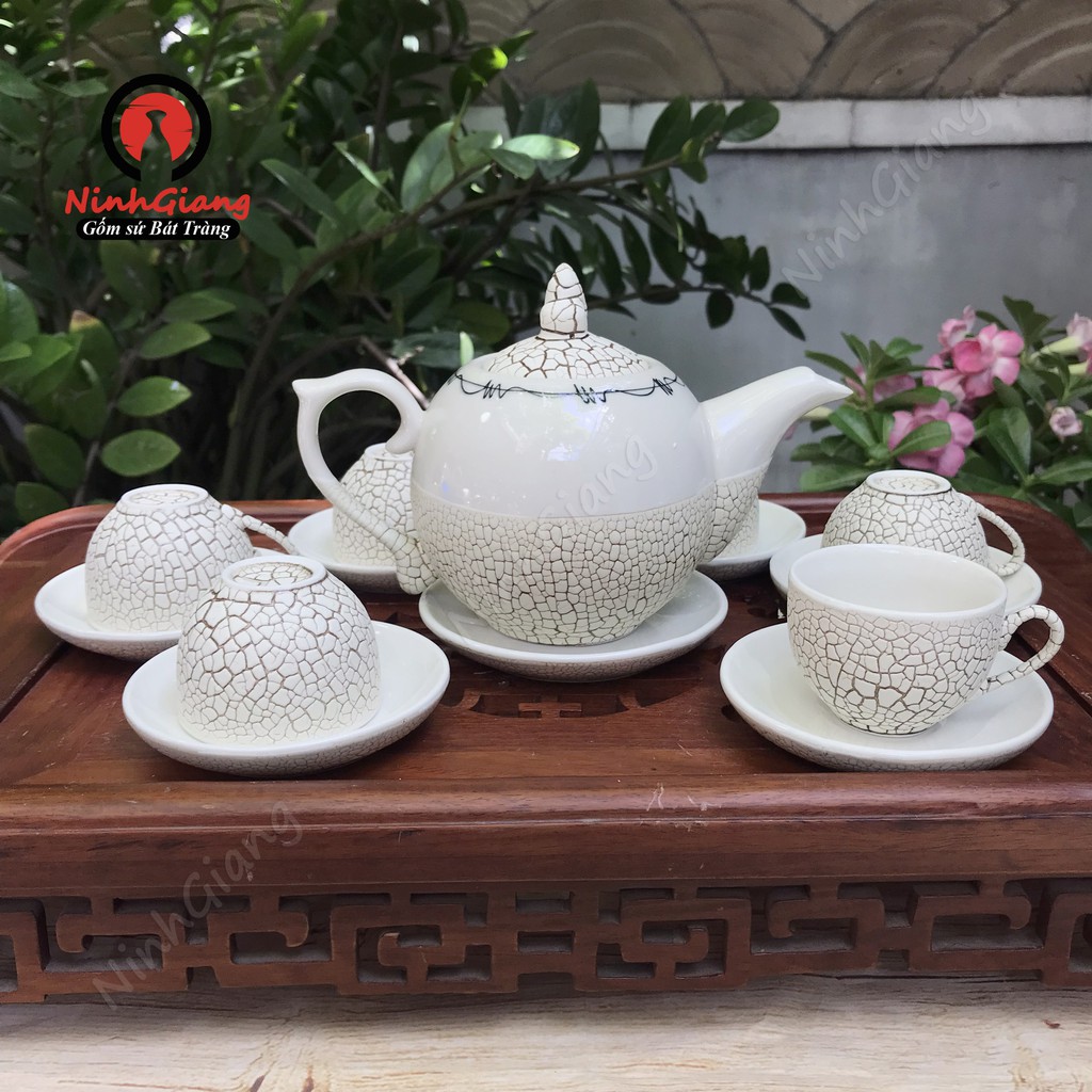 Bộ ấm trà Men Lưới - Chóp lửa - Dáng đô tròn chứa được nhiều nước