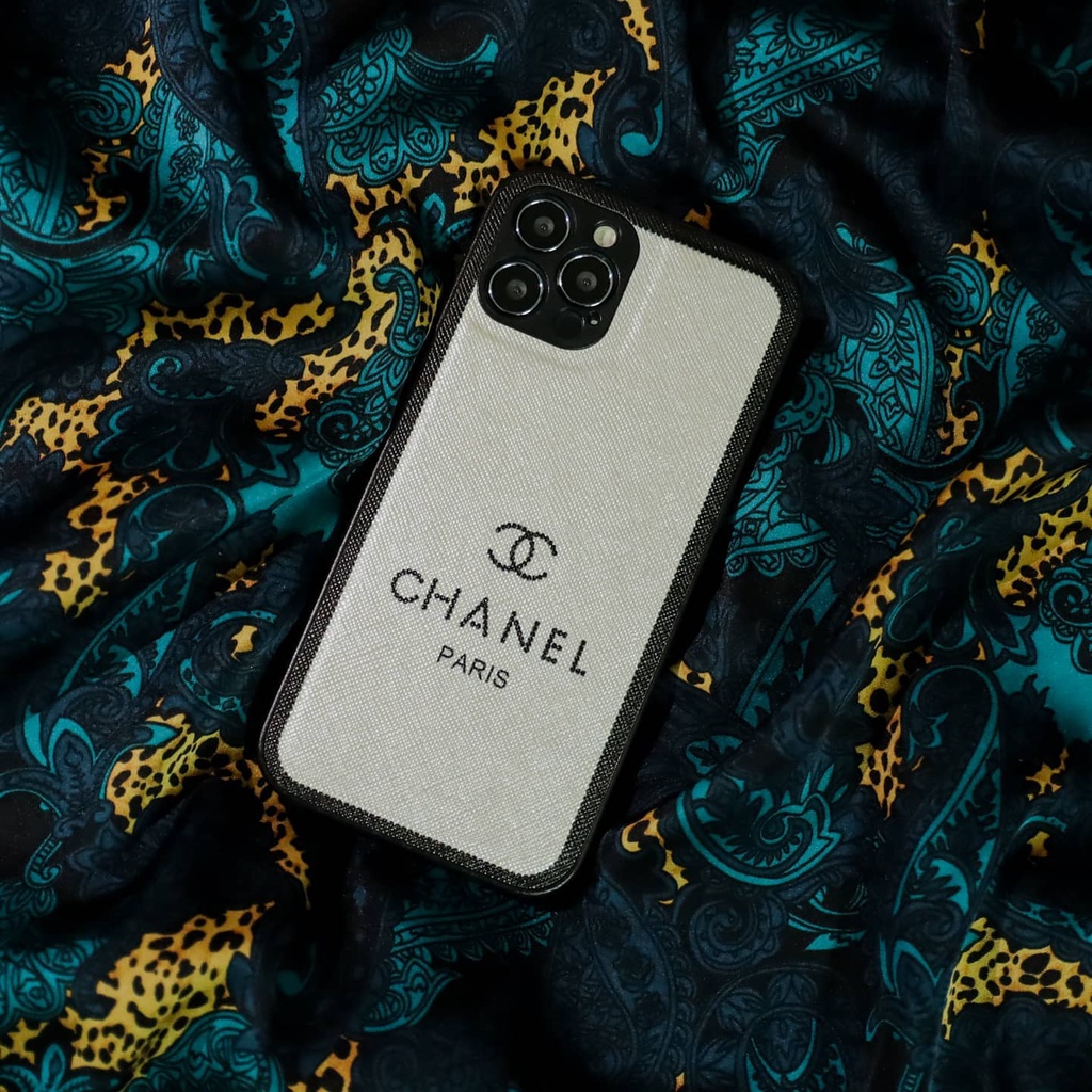 Ốp iphone C.h.a.n.e.l P.a.r.i.s Chất xịn bằng vải chống bẩn và không thể ố, shop bán chất ốp xịnnn