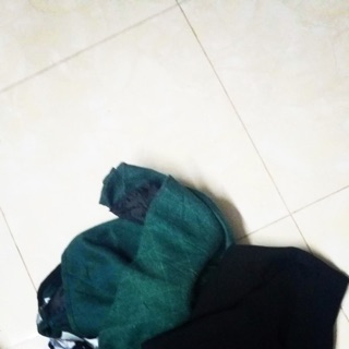 Combo váy của mẹ Nguyễn Hiền