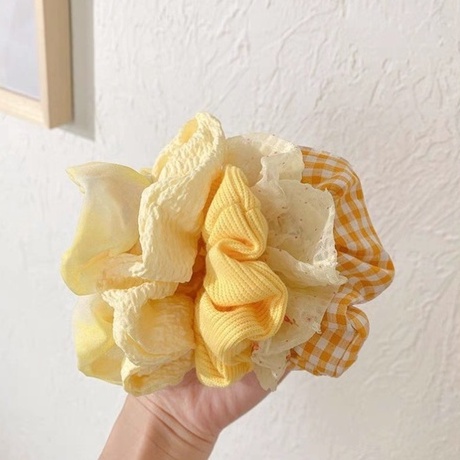 Dây Buộc Tóc Scrunchies Nhiều Mẫu Màu Vàng Dễ Thương Có Thể Dùng Làm Vòng Tay  – Hadichi