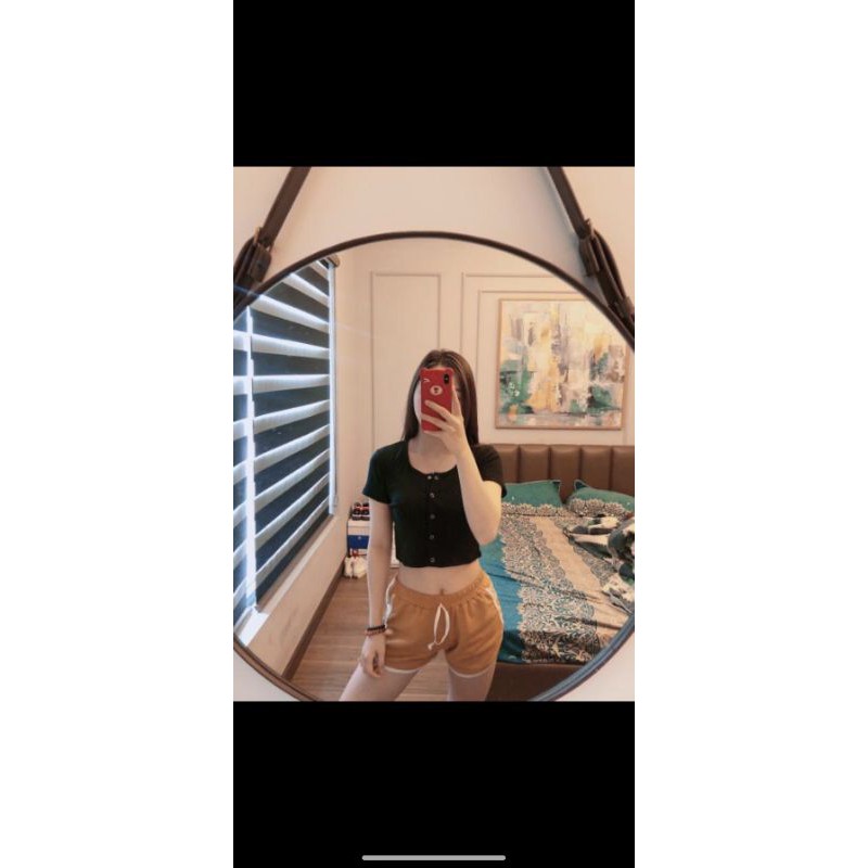 ÁO CROPTOP 4 CÚC BẤM