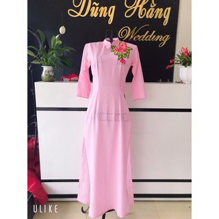 Áo dài hồng đính hoa