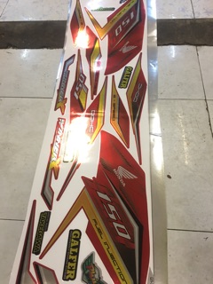 Tem rời Winner X đỏ đen