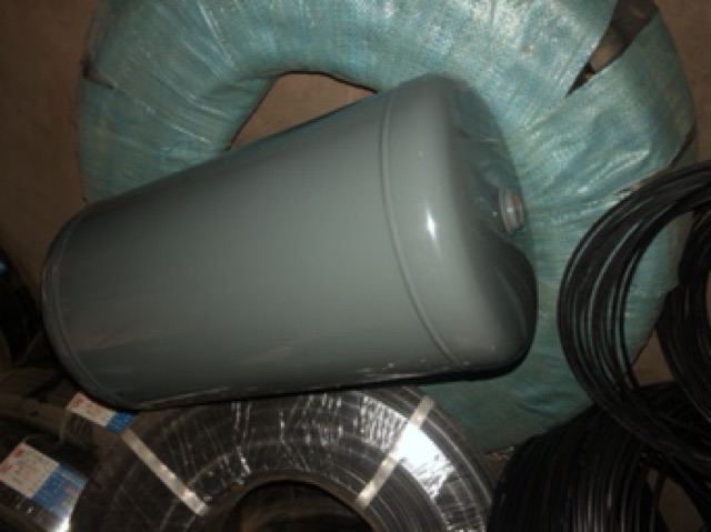 Sản phẩm gia đình làm: bầu hơi L450/235 WG9003559087