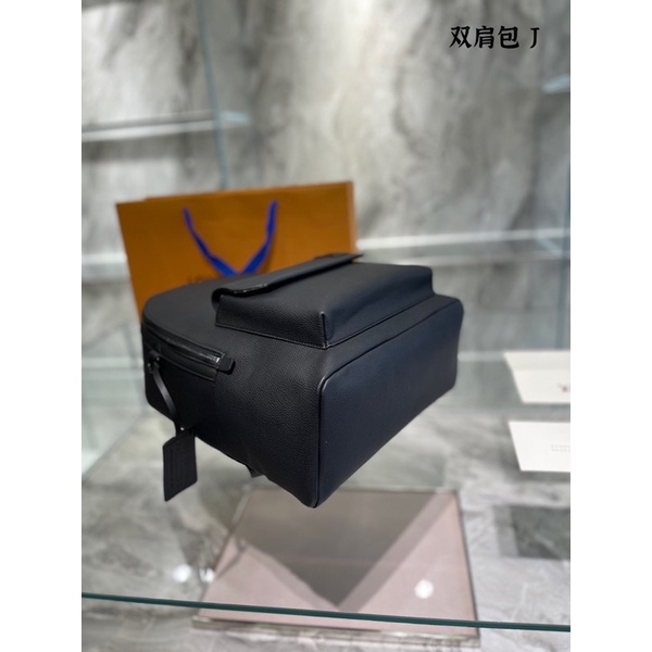 Balo thời trang cho nam và nữ thương hiệu Louis Vuitton LV cao cấp màu đen trơn