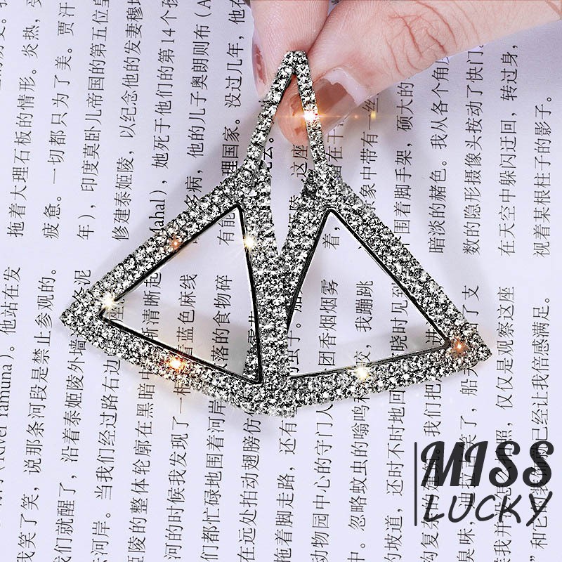 Bông tai tam giác đính đá thiết kế đơn giản sang trọng cho nữ