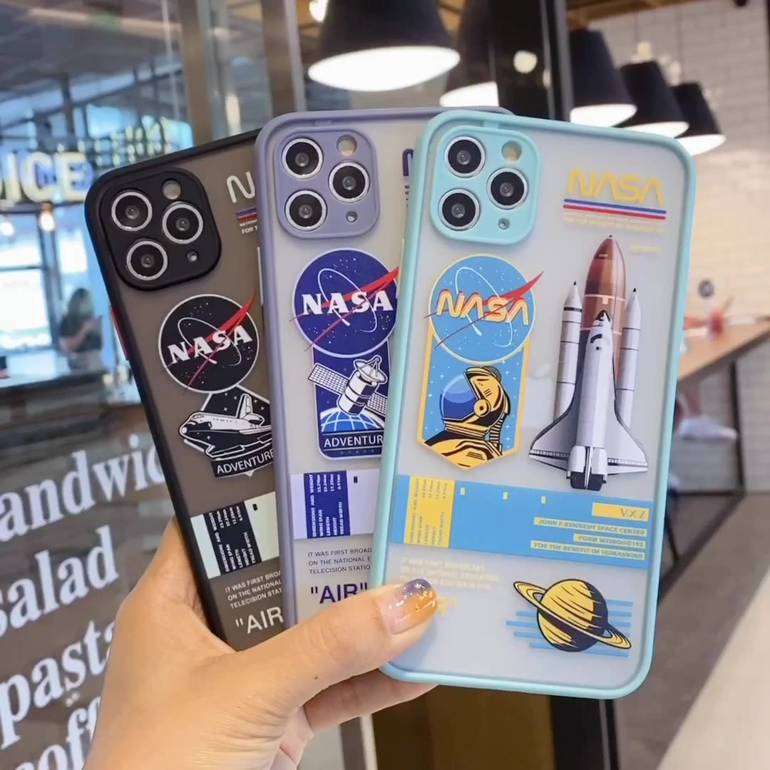 Tide brand NASA astronaut iphone12 12mini 12pro 12proma applicable Apple phone shell mobile phone shell skin-friendly fine holes Tide brand mobile phone shell drop resistance