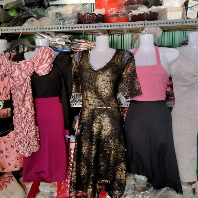 Chuyên bỏ sỉ và lẻ các Mặt hàng thời trang quần áo .giá cả cạnh tranh .hợp với Mọi lứa tuổi hy vọng được