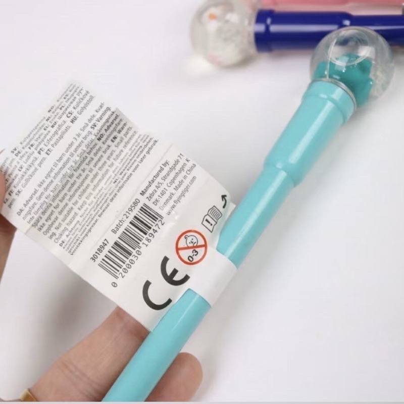 Xuất Đan Mạch! Bút bi phiên bản giáng sinh quả cầu tuyết siêu dễ thương