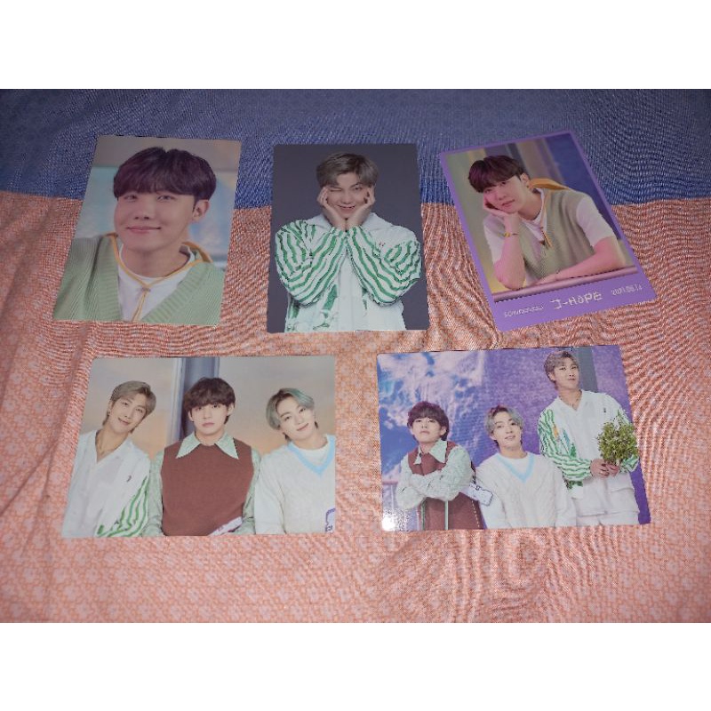 Máy nghe nhạc mini hình nhóm nhạc BTS