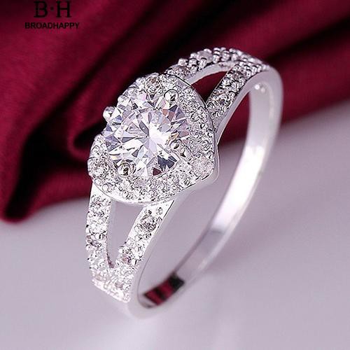 Nhẫn thép không gỉ đính đá hình trái tim thời trang cho nữ