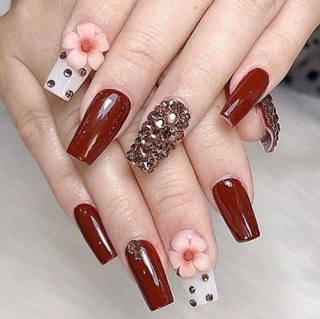 Hoa sứ nail