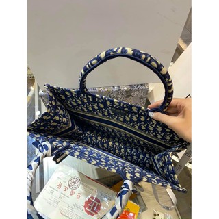 Túi Dior thổ cẩm