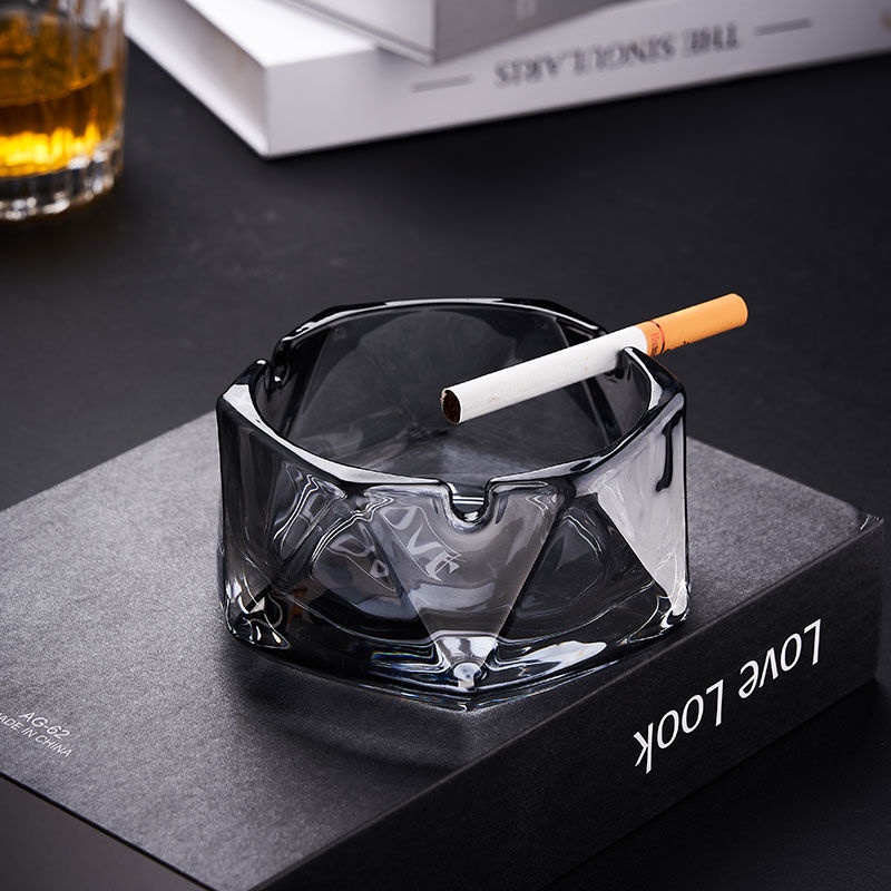 Gạt Tàn Thuốc Bằng Thủy Tinh Thiết Kế Sang Trọng Sáng Tạo