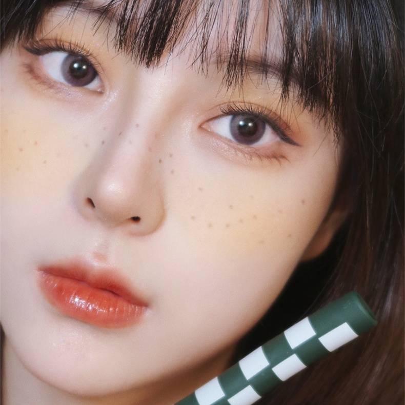 Mascara Chống Thấm Nước Chuốt Cong Mi Tự Nhiên