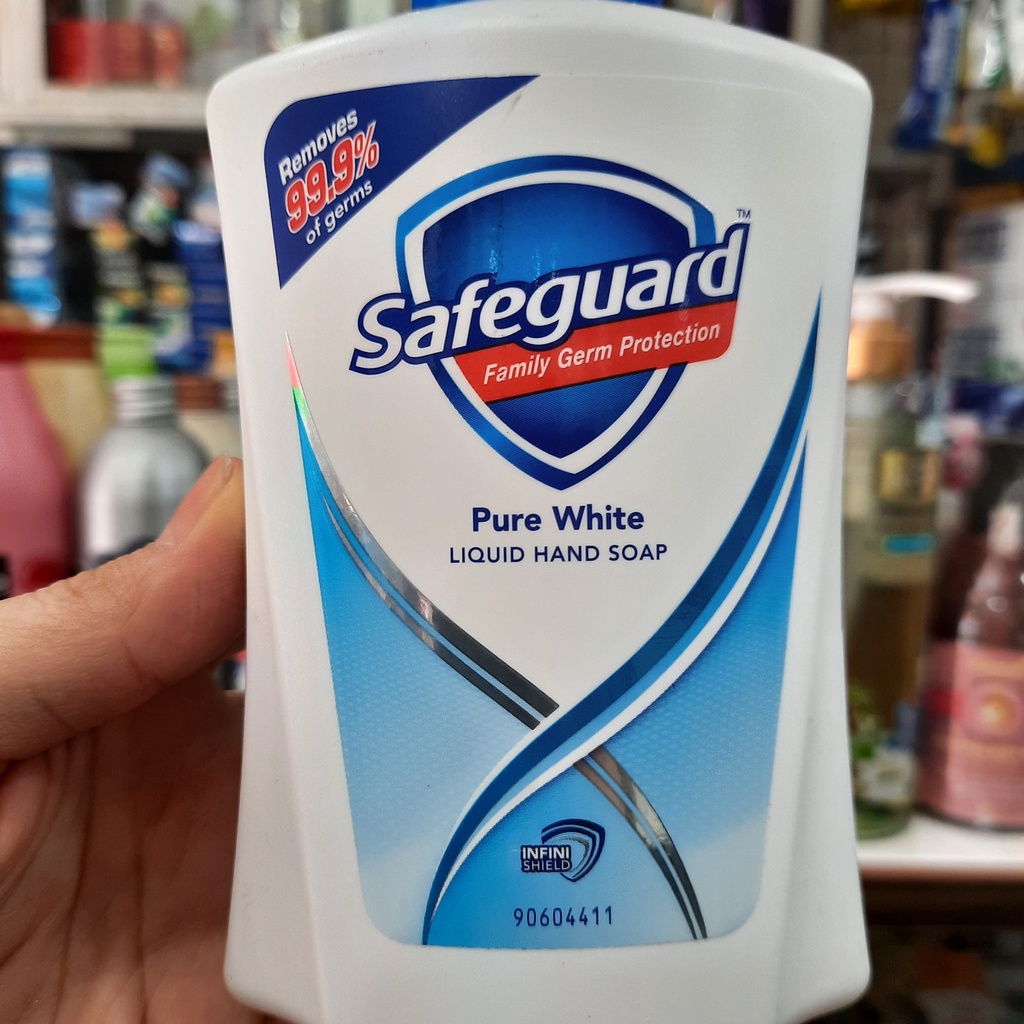 Nước rửa tay diệt khuẩn Safeguard Pure White Liquid Hand Soap 225ml - trắng tinh khiết