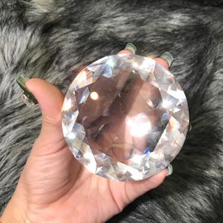 Kim cương chụp ảnh nail