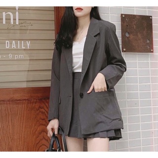 SET VEST XÁM GHI + QUẦN VÁY XOÈ XẾP LI