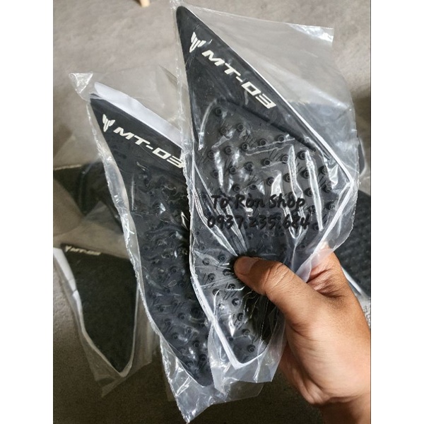 Dán chống trượt bình xăng Yamaha MT-03